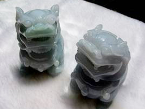 双狮滚绣球